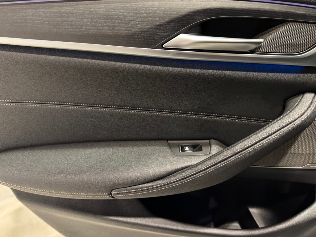 2023 BMW 530E - Image 23