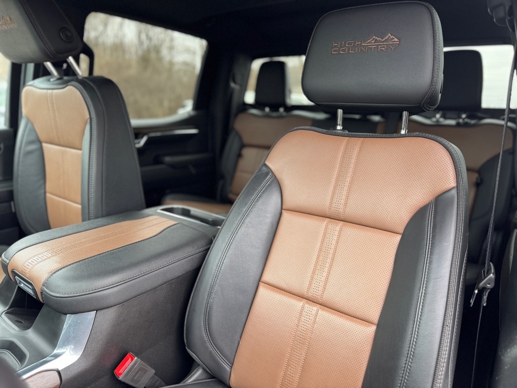 2024 CHEVROLET SILVERADO - Image 24