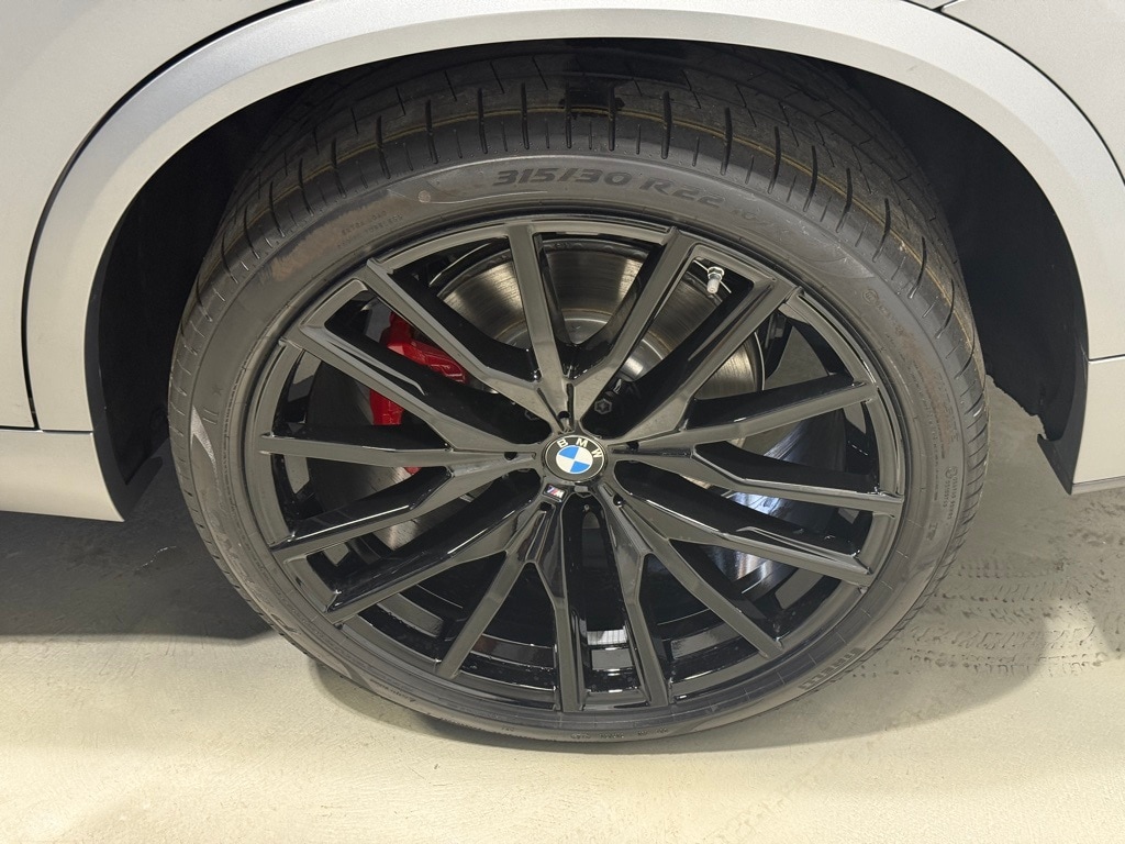 2025 BMW X5 - Image 9