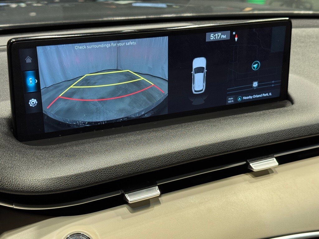 2024 GENESIS GV70 - Image 11