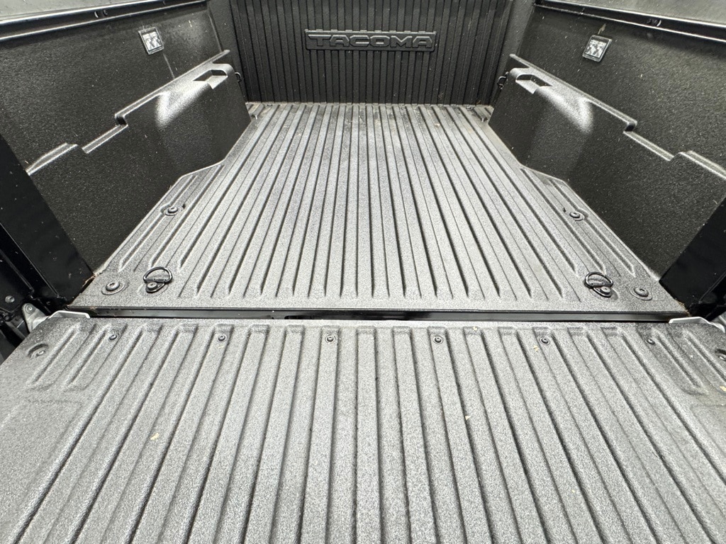 2025 TOYOTA TACOMA - Image 32