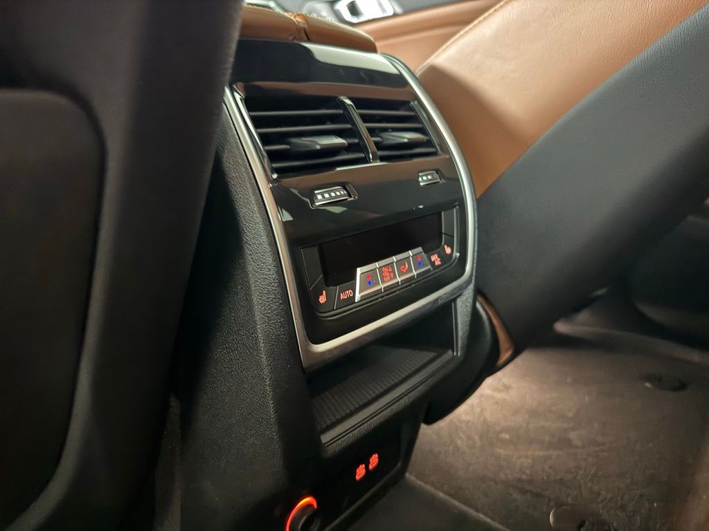 2024 BMW X5 - Image 24