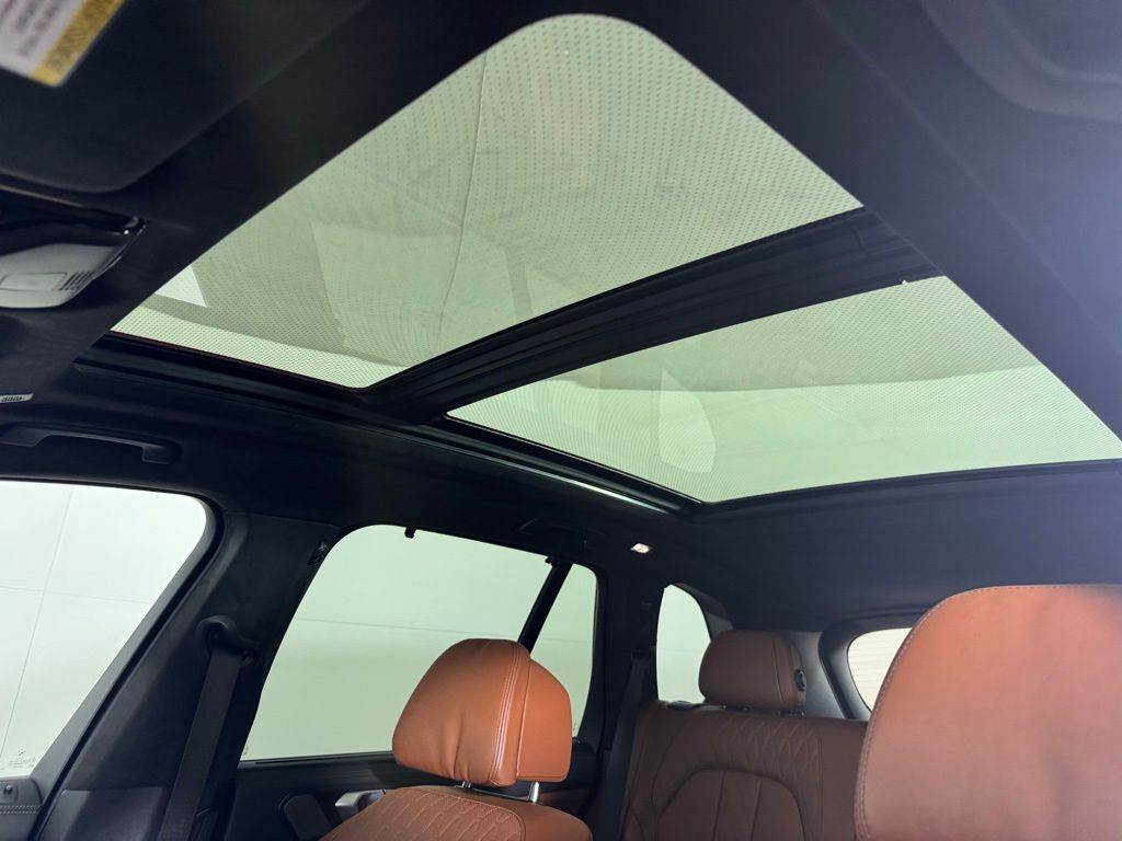 2024 BMW X5 - Image 21