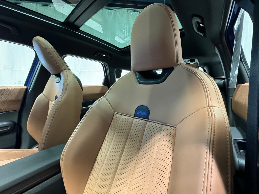 2025 MINI COUNTRYMAN - Image 20