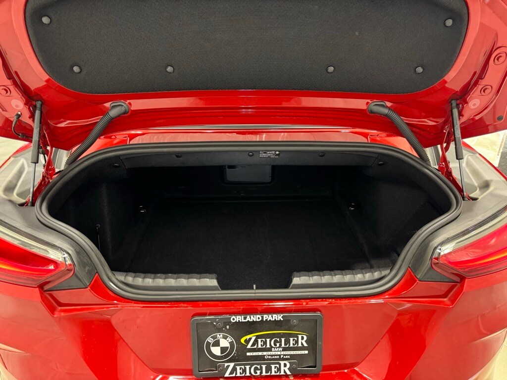 2025 BMW Z4 - Image 27