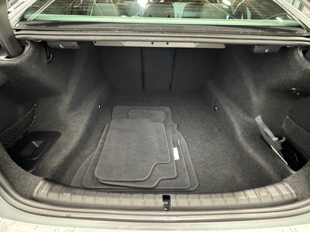 2023 BMW 540I - Image 32