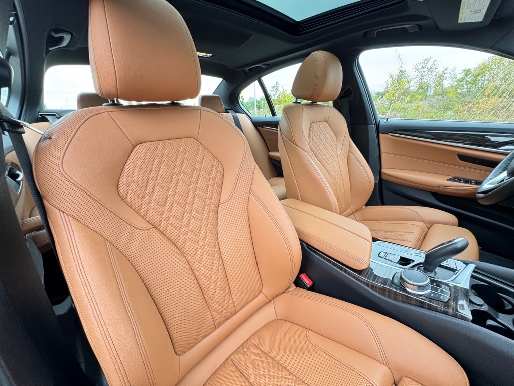 2023 BMW 530E - Image 30