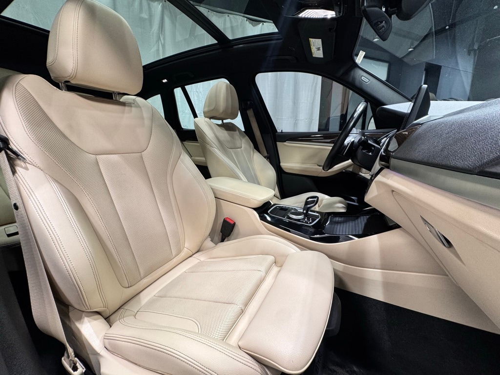 2022 BMW X3 - Image 29