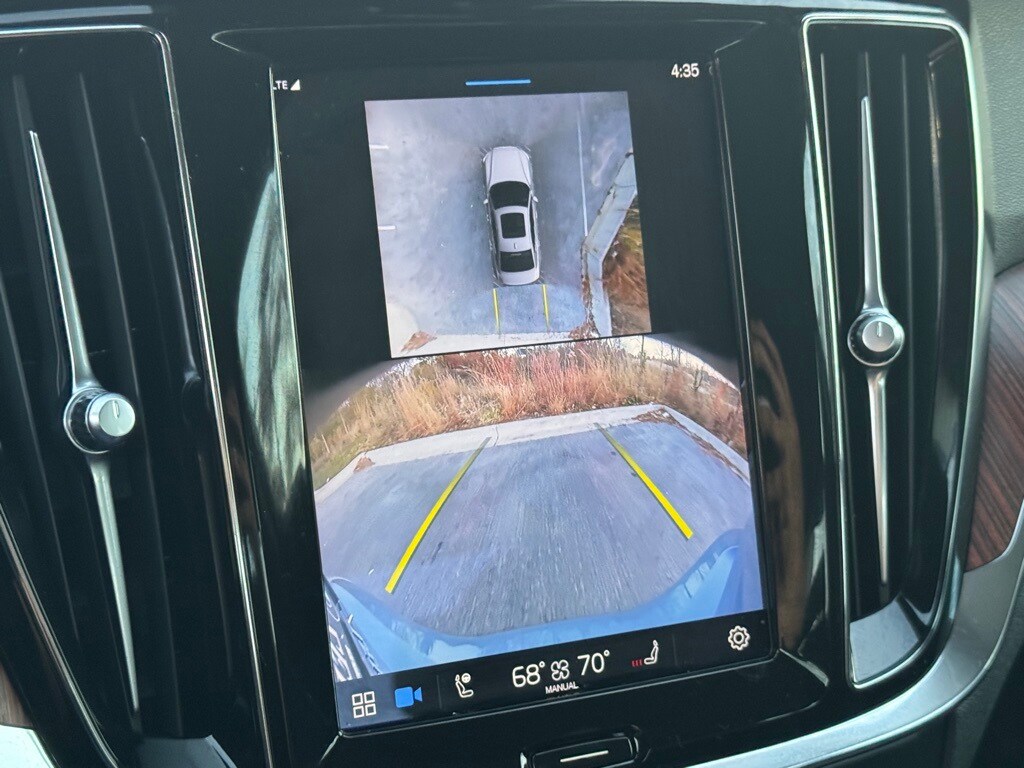 2024 VOLVO S60 - Image 11