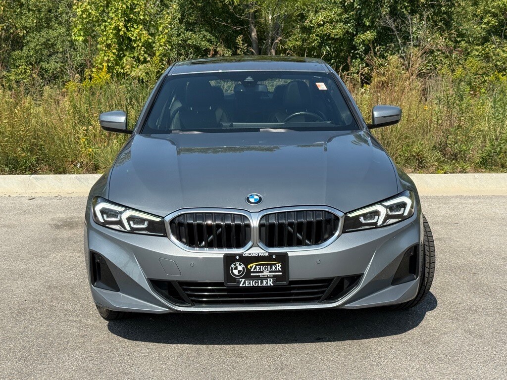 2024 Bmw 330i xDrive photo 2