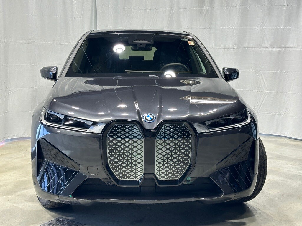 2025 Bmw iX photo 2