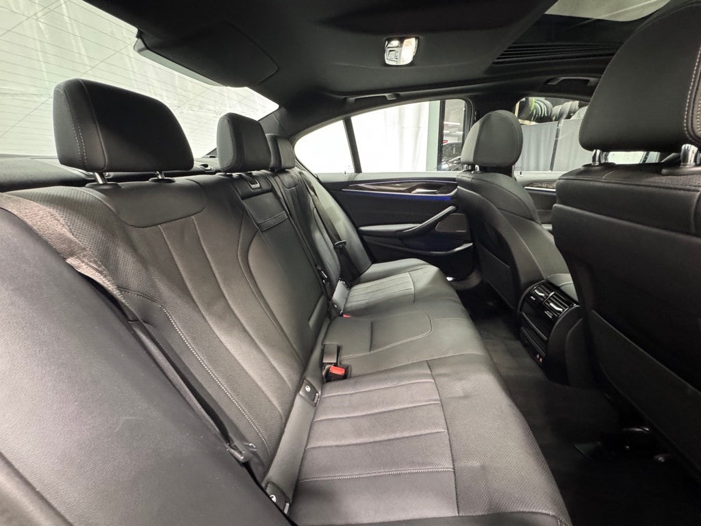 2023 BMW 540I - Image 26