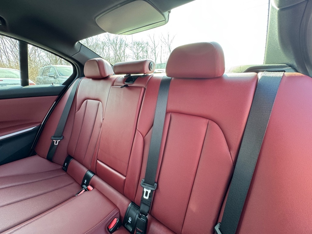 2023 BMW 330I - Image 24