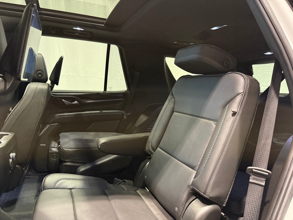 2021 GMC YUKON - Image 28