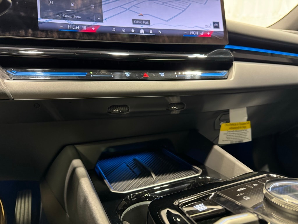 2025 BMW 530I - Image 9