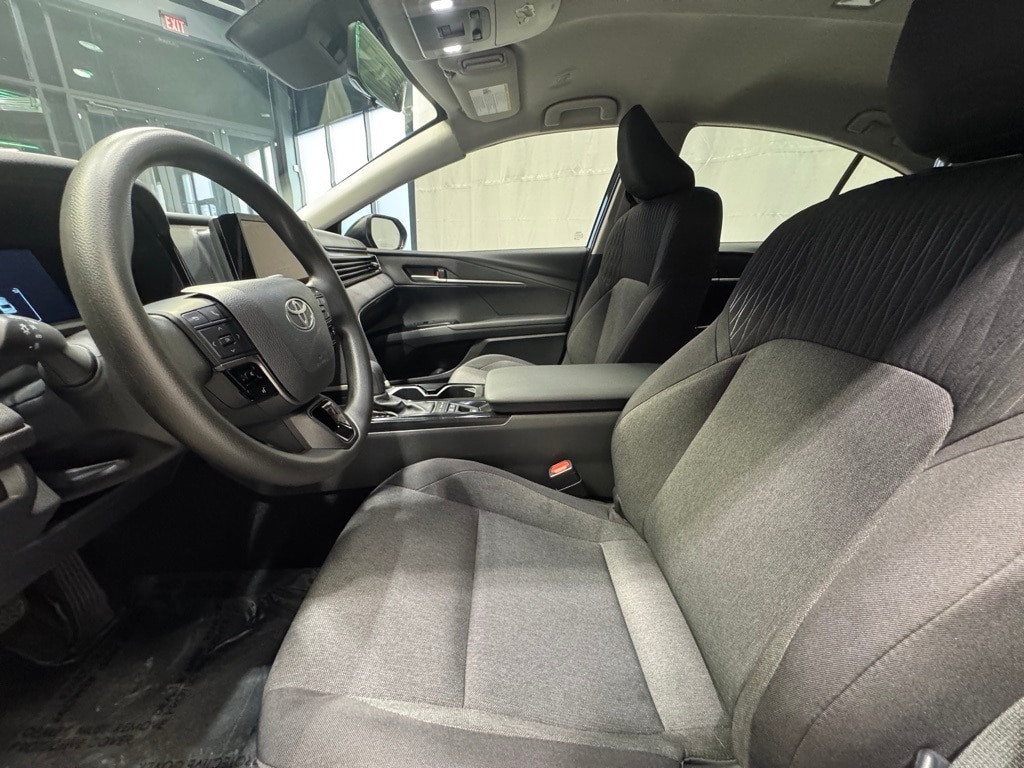 2025 TOYOTA CAMRY - Image 20