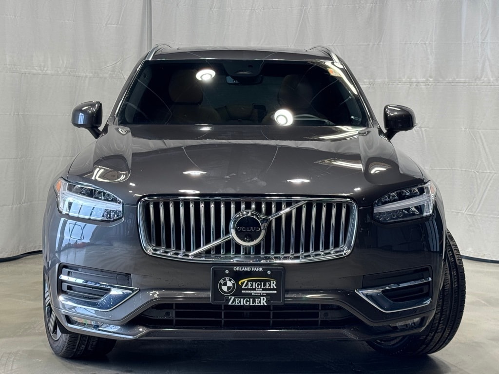 2025 VOLVO XC90 - Image 2