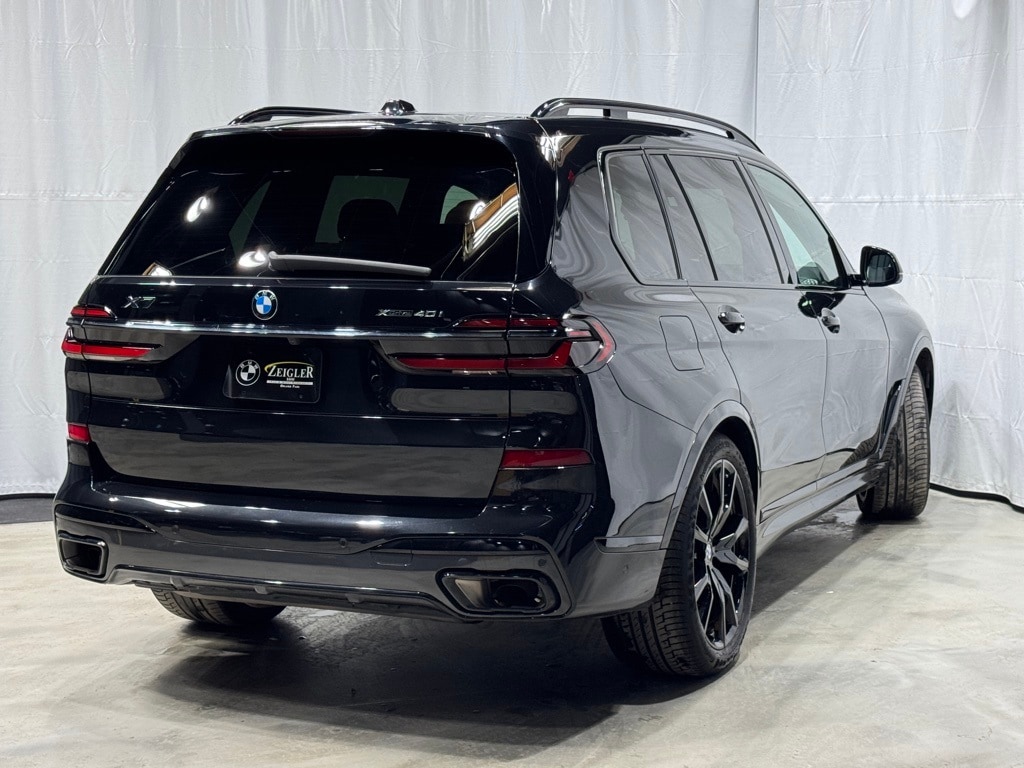 2023 BMW X7 - Image 6