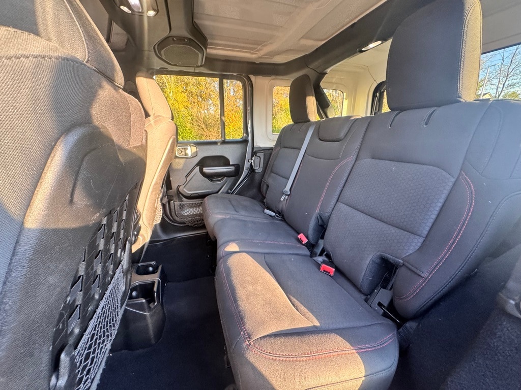 2019 JEEP WRANGLER - Image 24