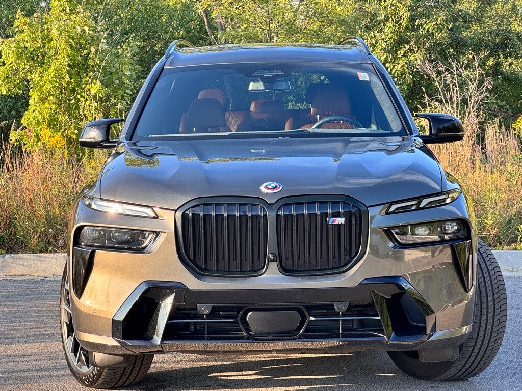 2023 Bmw X7 M60i photo 2