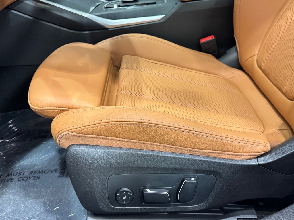 2025 BMW 330I - Image 20
