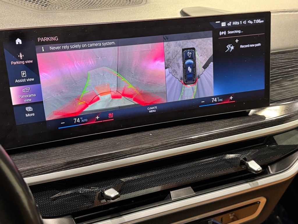 2023 BMW X7 - Image 11