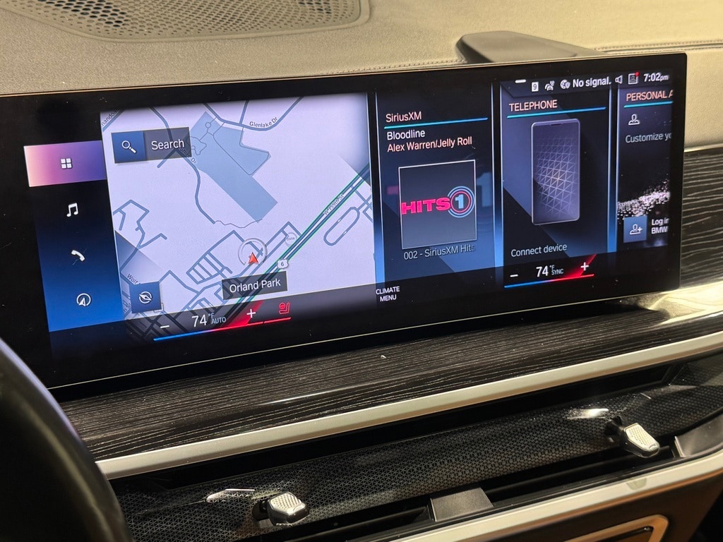 2023 BMW X7 - Image 12