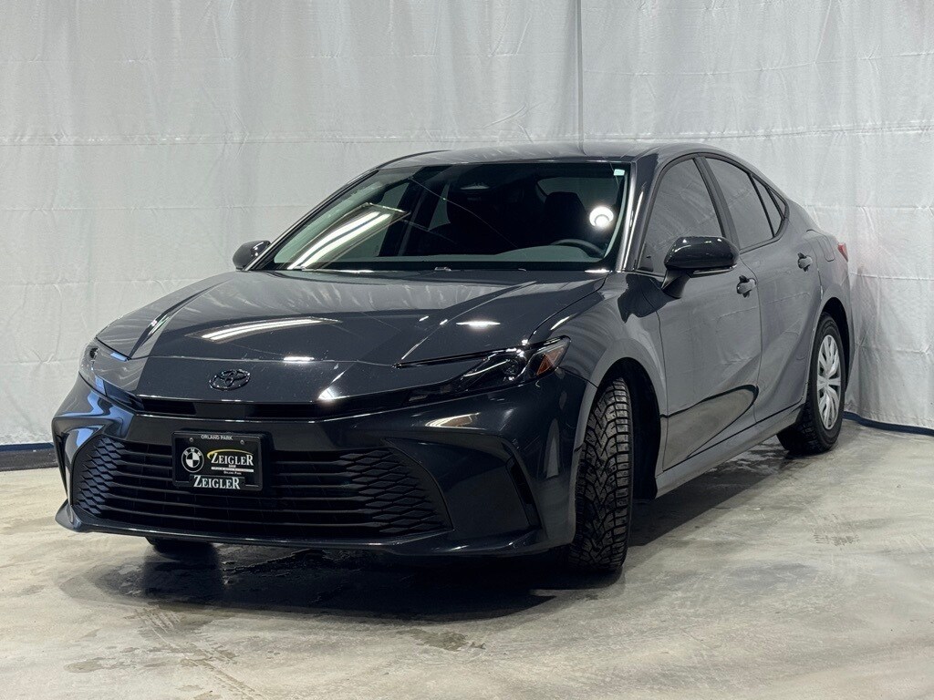 2025 TOYOTA CAMRY - Image 3