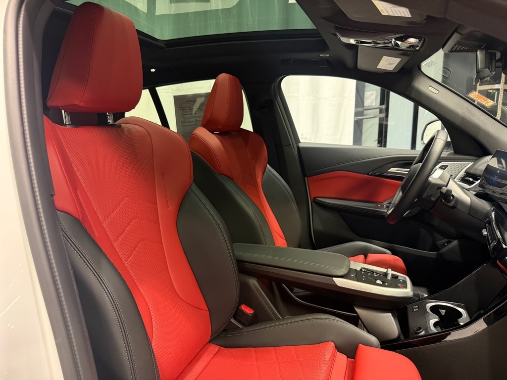2025 BMW X2 - Image 27
