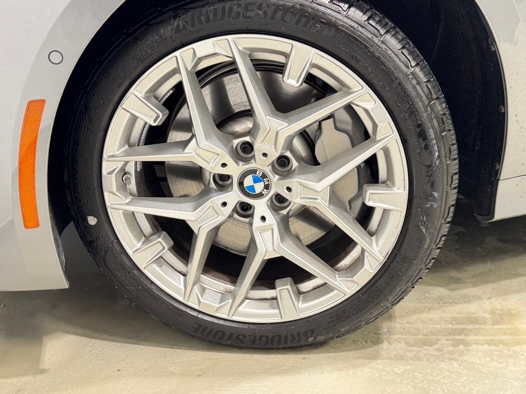 2025 BMW 330I - Image 7