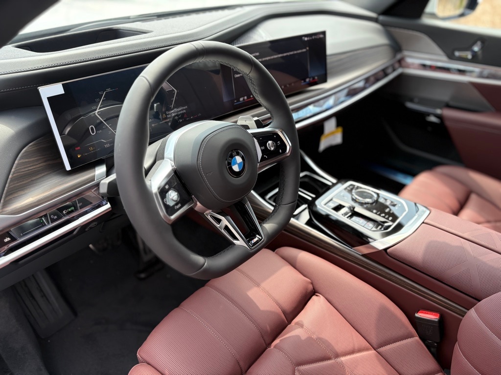 2025 BMW 760I - Image 15