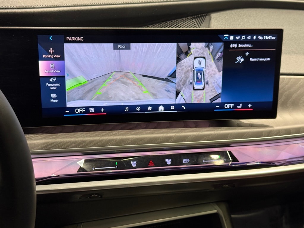 2024 BMW 760I - Image 10