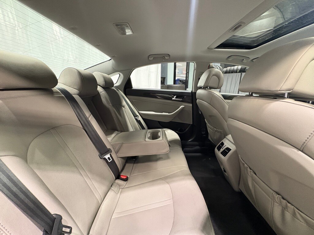 2017 HYUNDAI SONATA - Image 23