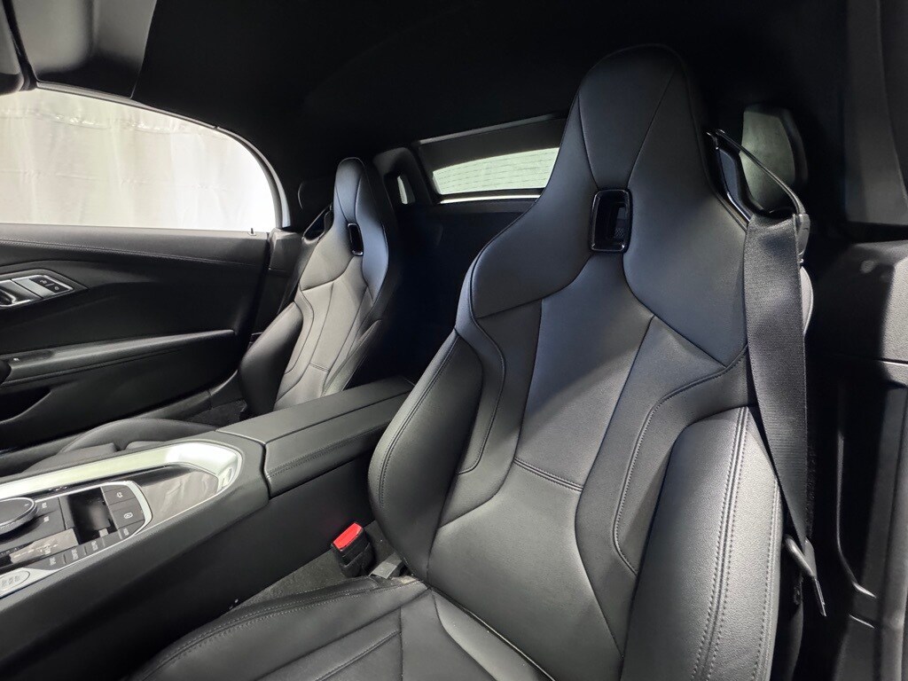 2025 BMW Z4 - Image 21