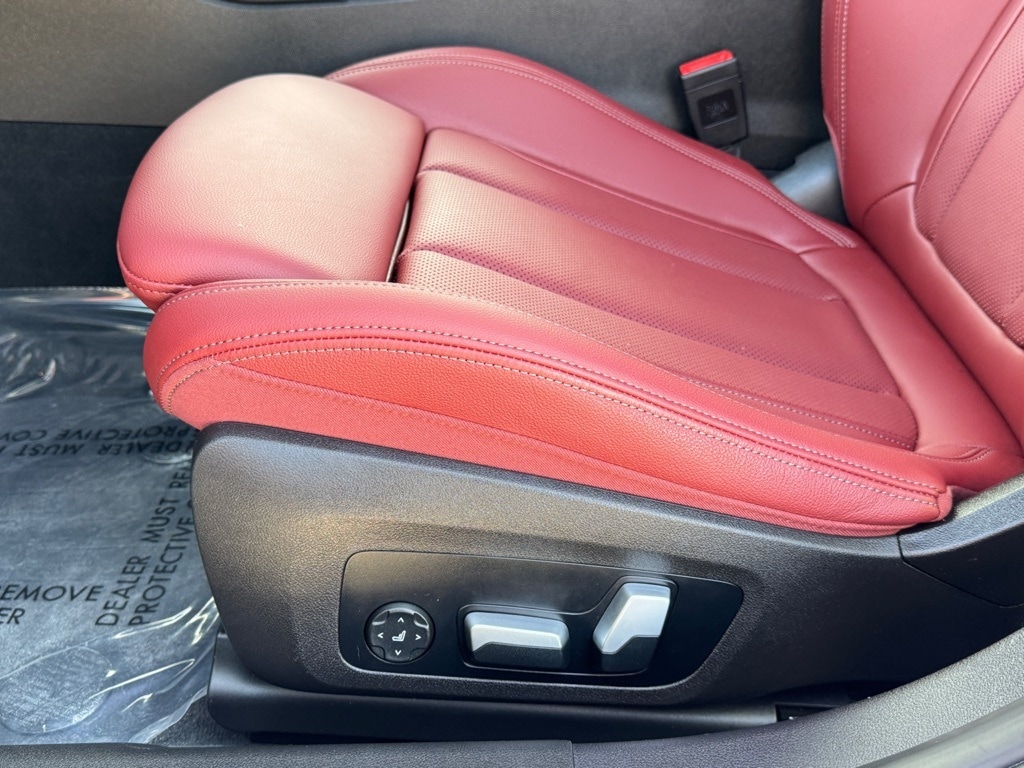 2023 BMW 330I - Image 18