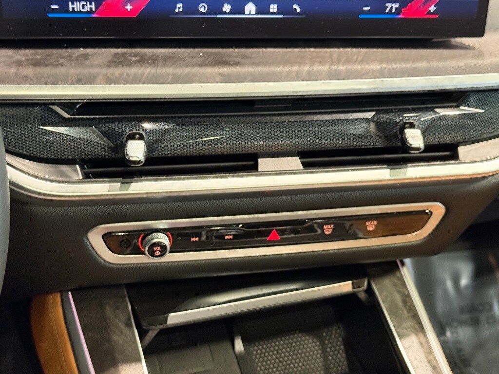 2024 BMW X5 - Image 18