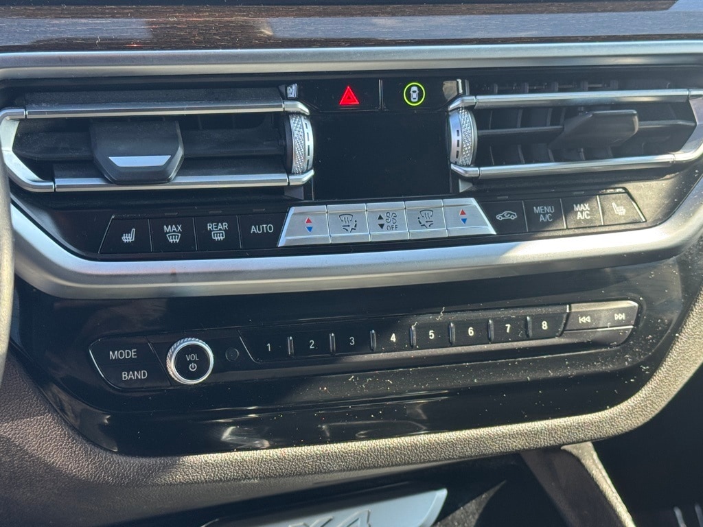 2023 BMW X4 - Image 13