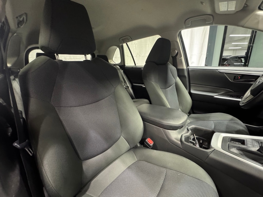 2024 TOYOTA RAV4 - Image 30