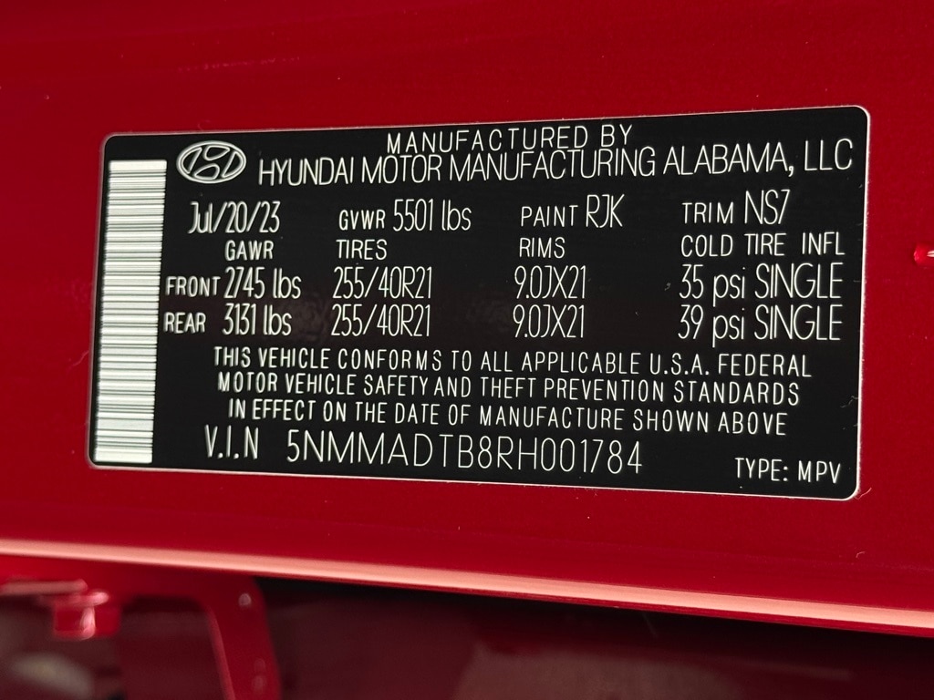 2024 GENESIS GV70 - Image 34