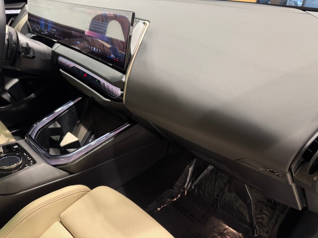 2025 BMW X3 - Image 29