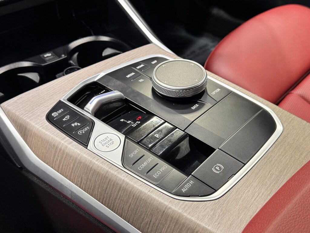 2025 BMW 330I - Image 15