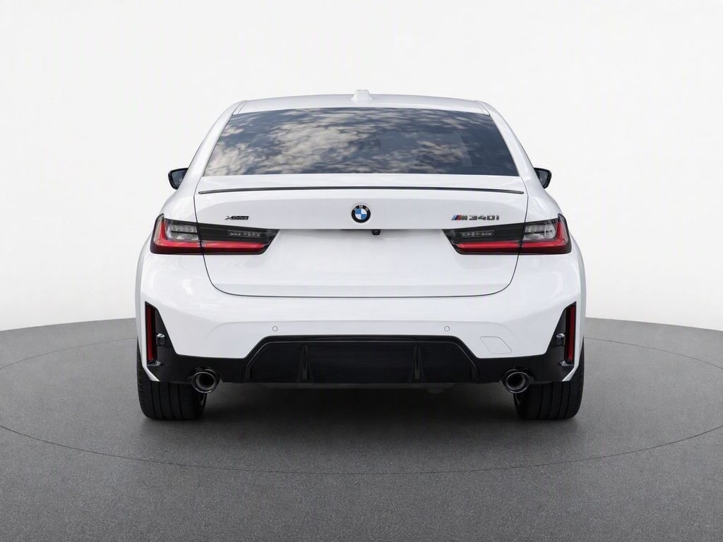 New 2026 BMW 330i xDrive Sedan