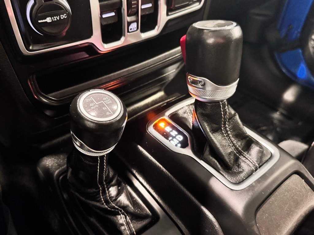 2023 JEEP WRANGLER - Image 17