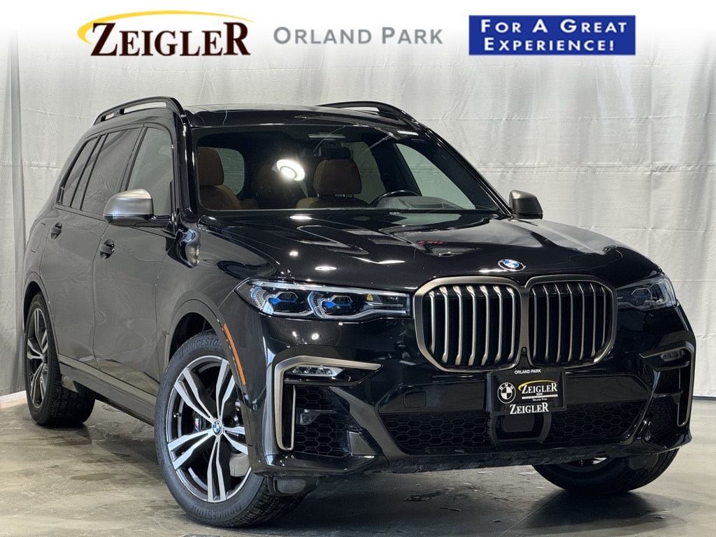 2022 BMW X7 - Image 1