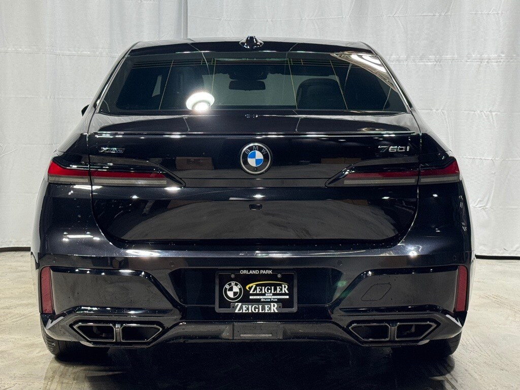 2023 BMW 760I - Image 5