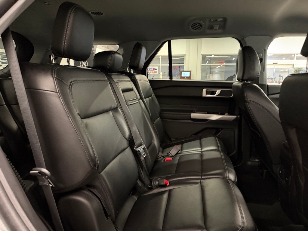 2023 FORD EXPLORER - Image 30