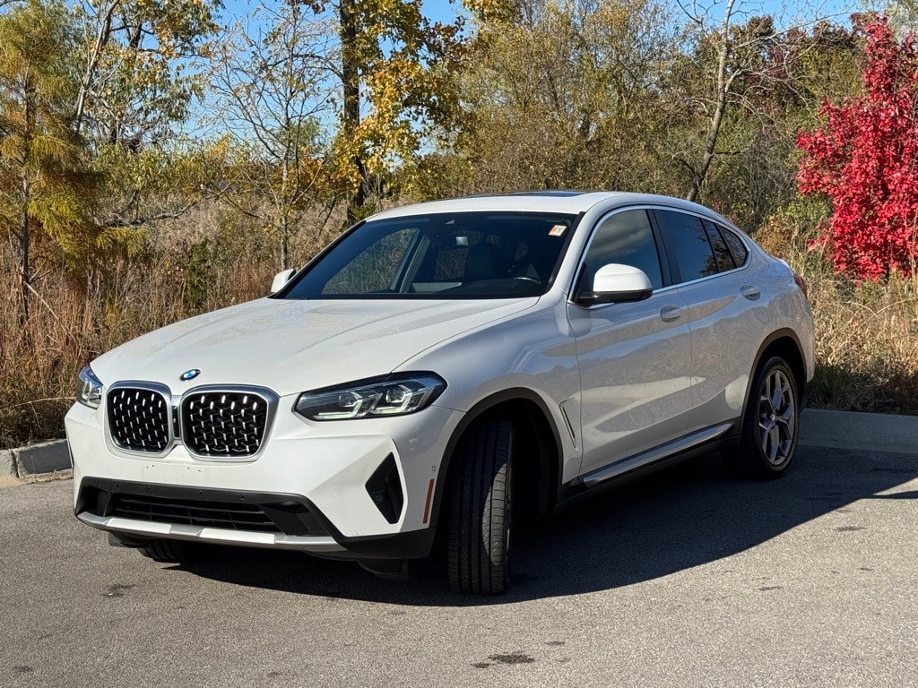 2023 BMW X4 - Image 3