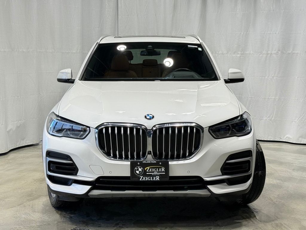 2022 BMW X5 - Image 2