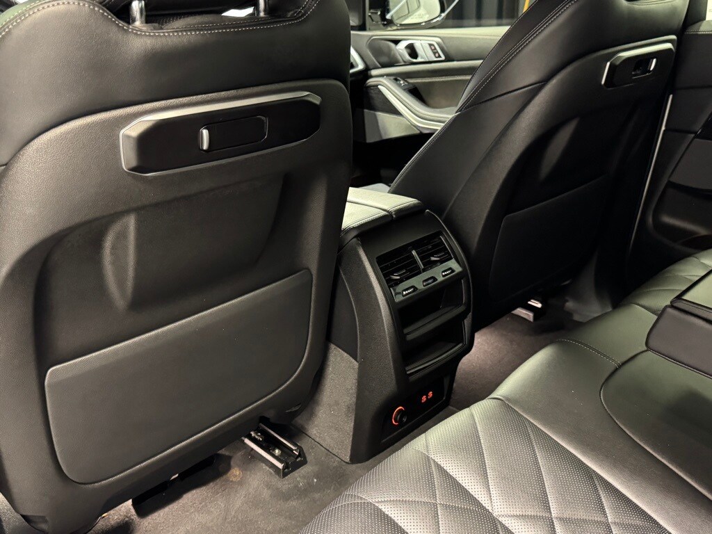 2024 BMW X5 - Image 25