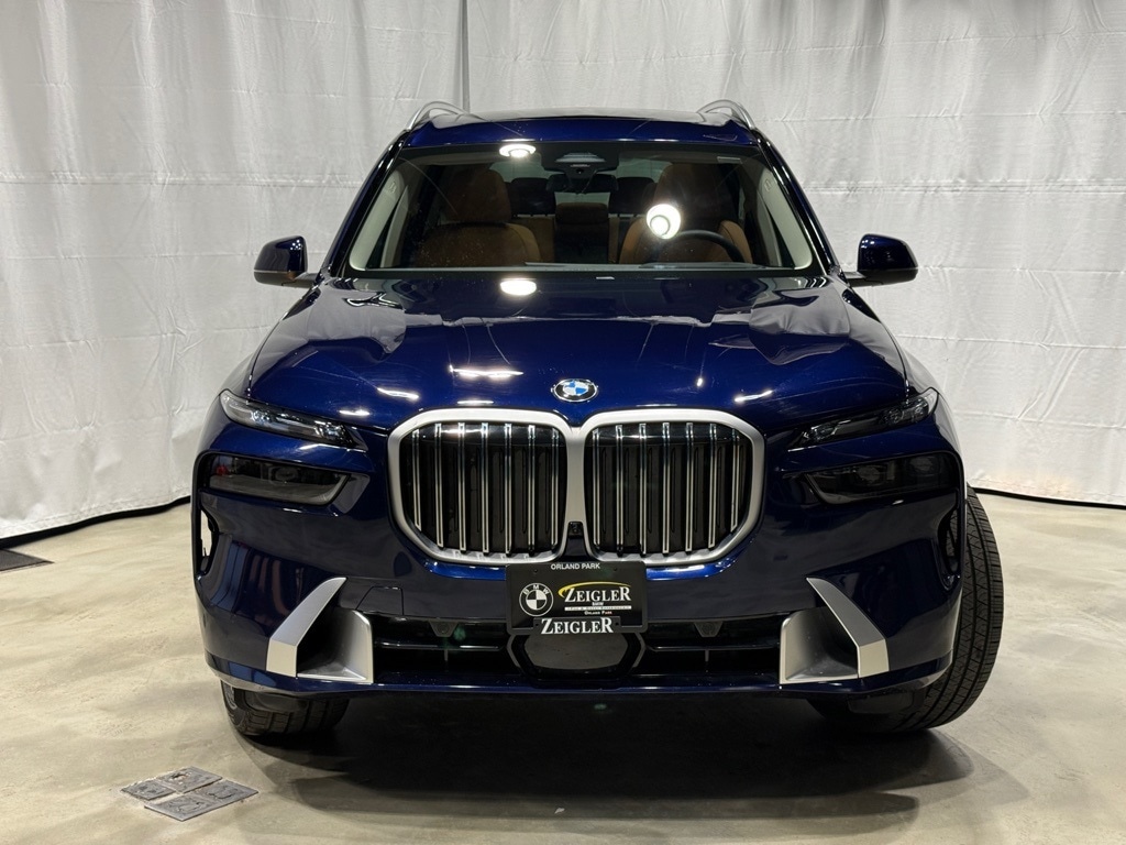 2026 BMW X7 - Image 2